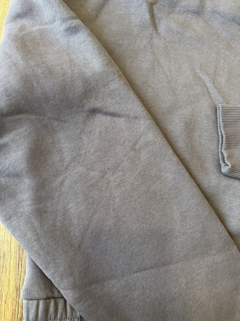 WOMEN’S BEST Charcoal Gray Cropped Hoodie with Small Chest Logo. Size L - Picture 5 of 6
